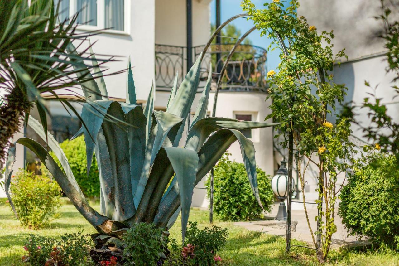 Villa Tiflisi Extérieur photo
